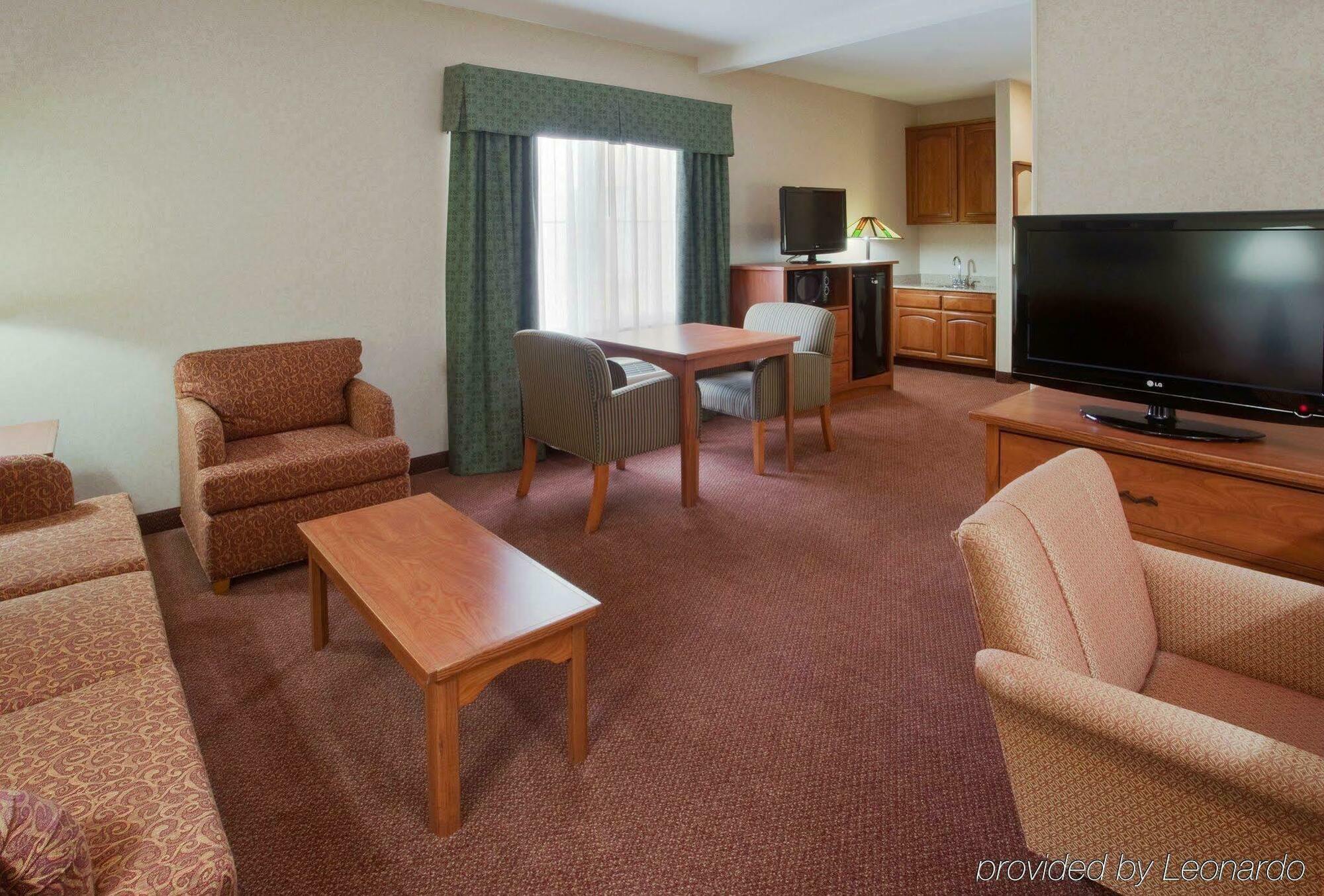 Holiday Inn Express Hotel & Suites Manteca By Ihg Quarto foto